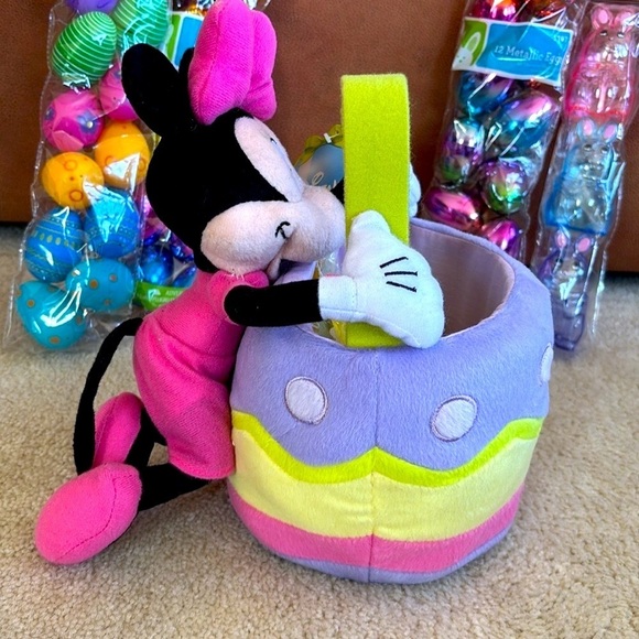 Brand New Disney Minnie Mouse Plush Easter Basket Fillable Colored Metallic Eggs - Picture 7 of 16